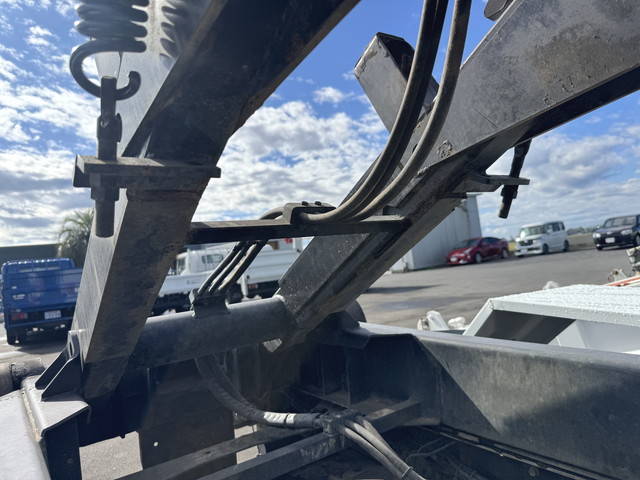 三菱ふそうファイターコンテナ専用車中型（4t）[写真11]