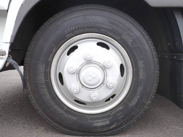 三菱ふそうファイターコンテナ専用車中型（4t）[写真12]