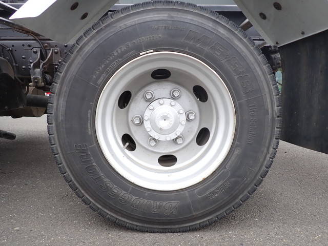 三菱ふそうファイターコンテナ専用車中型（4t）[写真13]