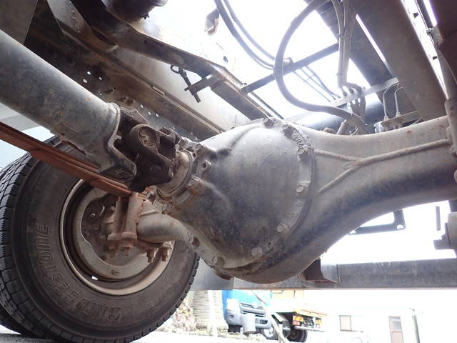 三菱ふそうファイターコンテナ専用車中型（4t）[写真14]