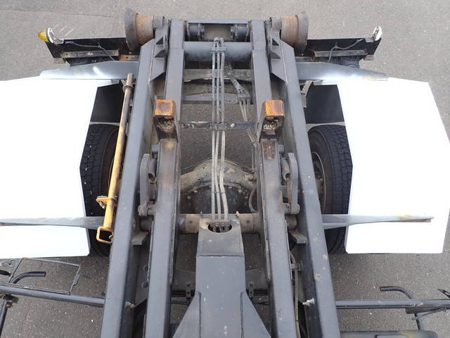 三菱ふそうファイターコンテナ専用車中型（4t）[写真19]