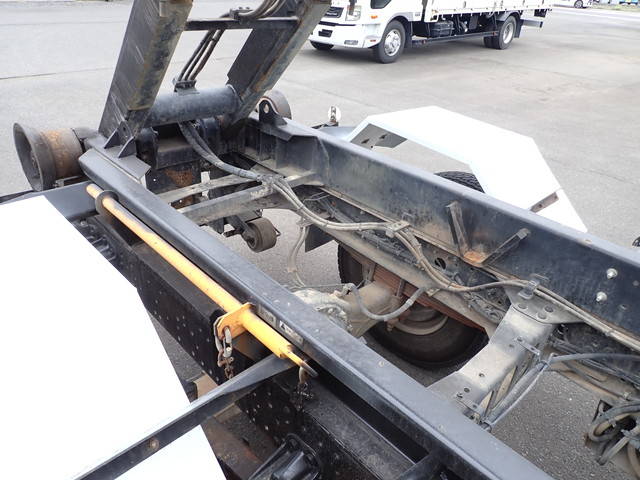 三菱ふそうファイターコンテナ専用車中型（4t）[写真20]