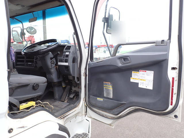 三菱ふそうファイターコンテナ専用車中型（4t）[写真31]