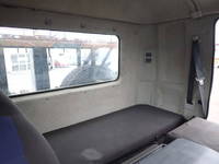 三菱ふそうファイターコンテナ専用車中型（4t）[写真35]