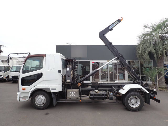 三菱ふそうファイターコンテナ専用車中型（4t）[写真08]