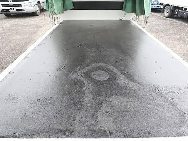 トヨタダイナ幌車小型（2t・3t）[写真11]