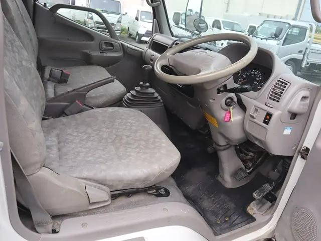 トヨタダイナ幌車小型（2t・3t）[写真29]