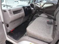 トヨタダイナ幌車小型（2t・3t）[写真32]