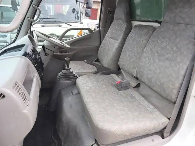 トヨタダイナ幌車小型（2t・3t）[写真32]