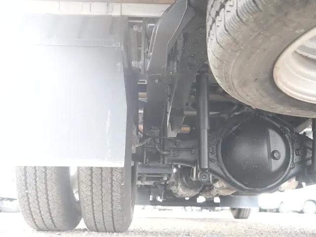 日野デュトロ平ボディ小型（2t・3t）[写真24]