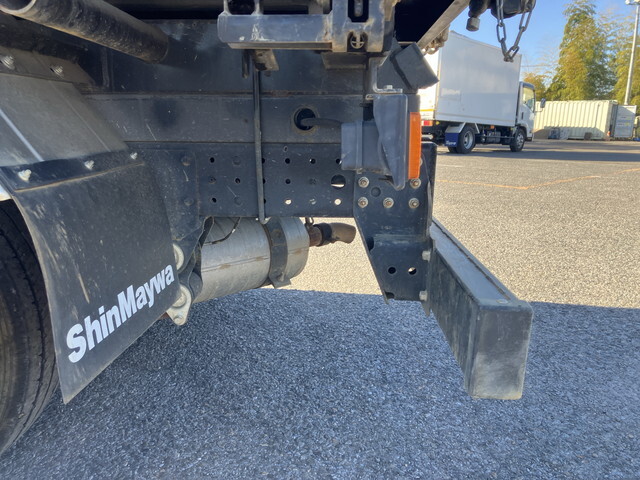 三菱ふそうキャンター三転ダンプ小型（2t・3t）[写真23]