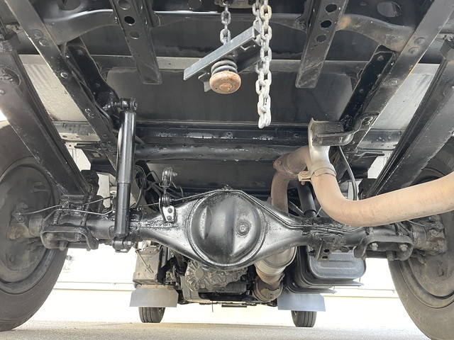 トヨタトヨエース平ボディ小型（2t・3t）[写真10]