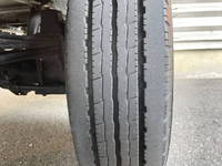 トヨタトヨエース平ボディ小型（2t・3t）[写真13]