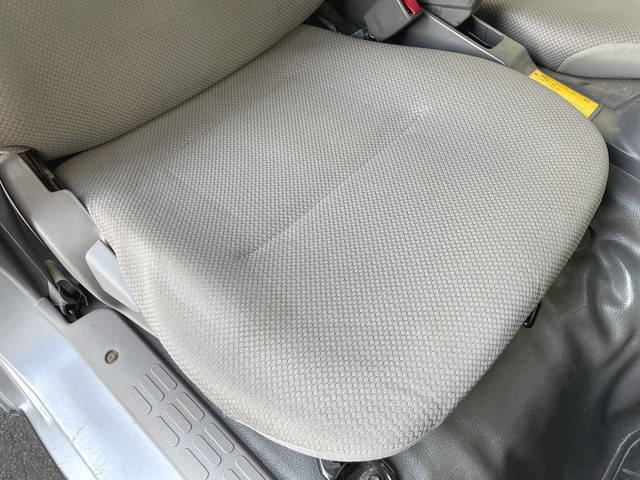 トヨタトヨエース平ボディ小型（2t・3t）[写真28]