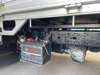 トヨタトヨエース平ボディ小型（2t・3t）[写真08]