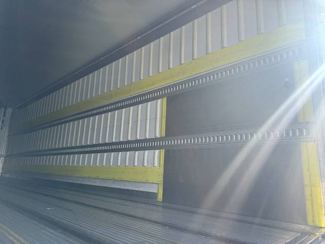 日野プロフィア冷凍車（冷蔵車）大型（10t）[写真14]