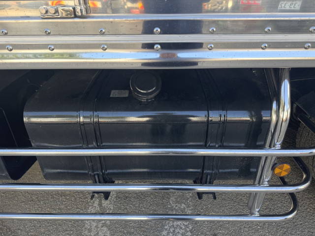 日野プロフィア冷凍車（冷蔵車）大型（10t）[写真28]