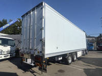 日野プロフィア冷凍車（冷蔵車）大型（10t）[写真02]