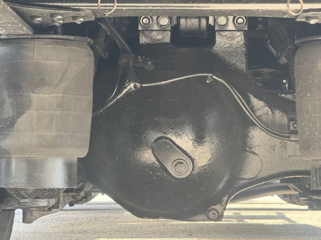 日野プロフィア冷凍車（冷蔵車）大型（10t）[写真31]