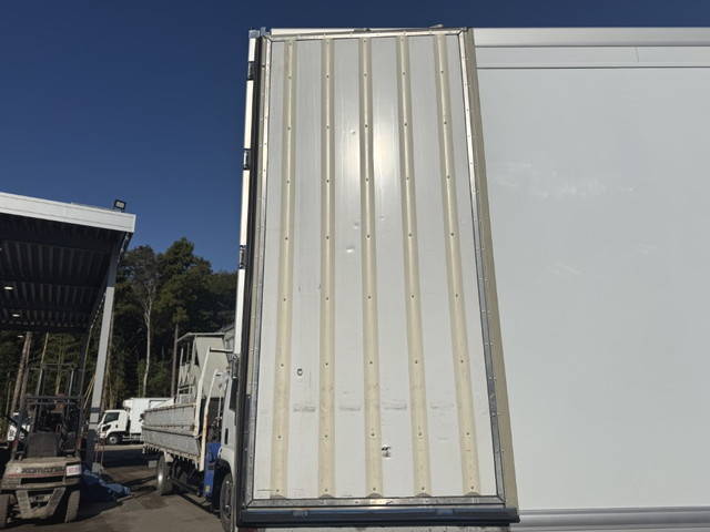 日野プロフィア冷凍車（冷蔵車）大型（10t）[写真09]