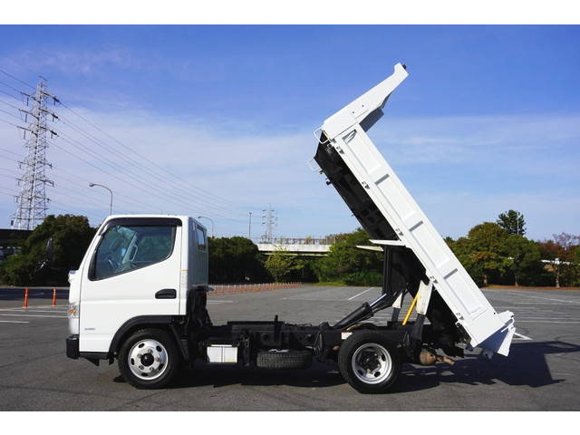 三菱ふそうキャンターダンプ小型（2t・3t）[写真11]