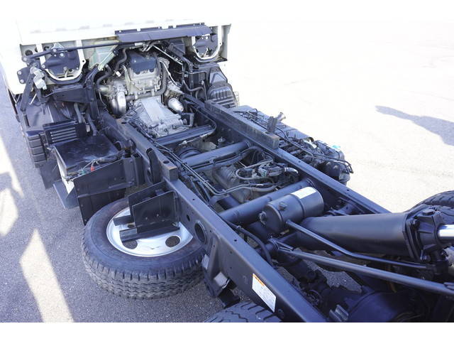 三菱ふそうキャンターダンプ小型（2t・3t）[写真20]