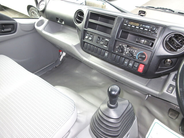 日野デュトロアルミウイング小型（2t・3t）[写真21]