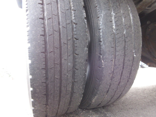 日野デュトロアルミウイング小型（2t・3t）[写真32]