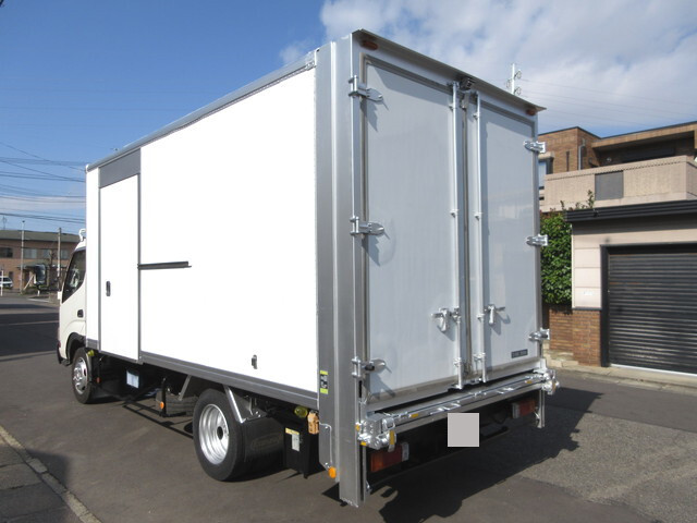 トヨタその他の車種パネルバン小型（2t・3t）[写真02]