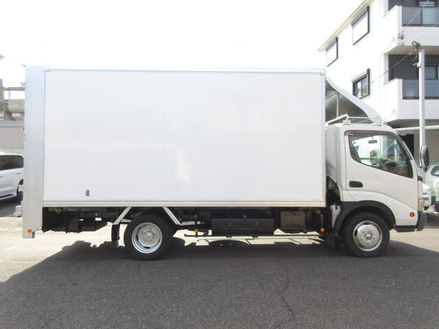 トヨタその他の車種パネルバン小型（2t・3t）[写真07]