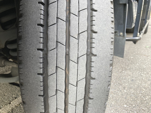 いすゞエルフアルミバン小型（2t・3t）[写真11]