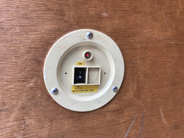 いすゞエルフアルミバン小型（2t・3t）[写真25]