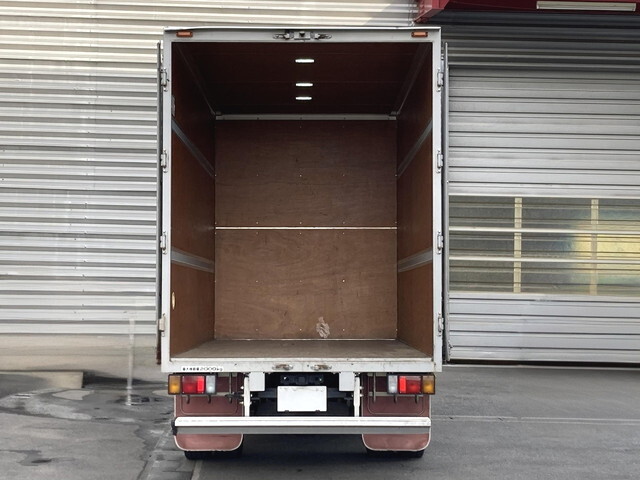 いすゞエルフアルミバン小型（2t・3t）[写真03]