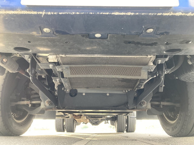 いすゞエルフアルミバン小型（2t・3t）[写真06]