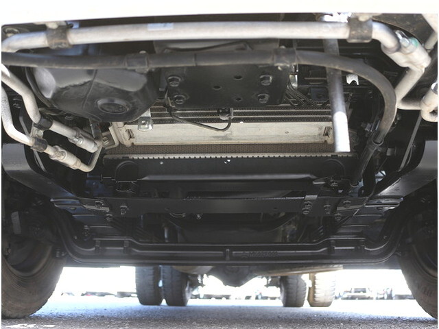 三菱ふそうキャンターダンプ小型（2t・3t）[写真19]