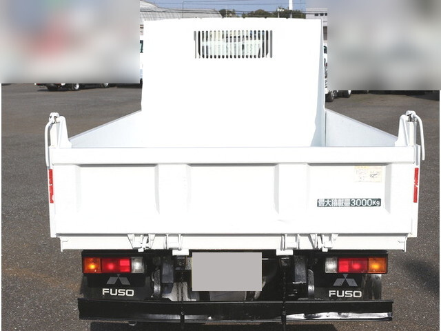 三菱ふそうキャンターダンプ小型（2t・3t）[写真06]