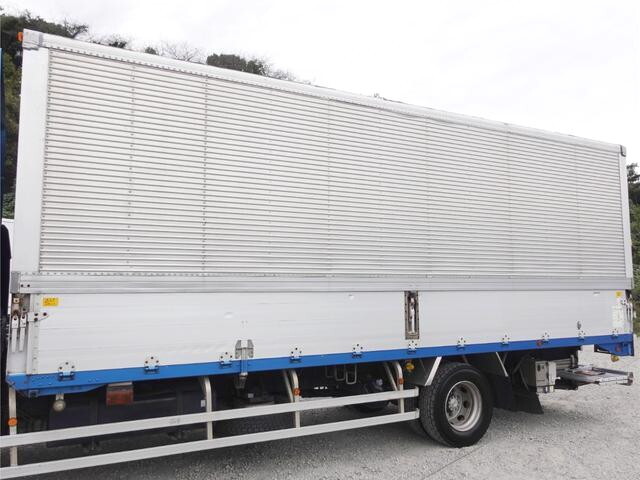 三菱ふそうファイターアルミウイング増トン（6t・8t）[写真06]