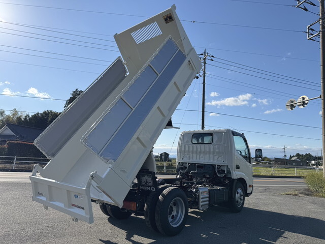 日野デュトロダンプ小型（2t・3t）[写真07]