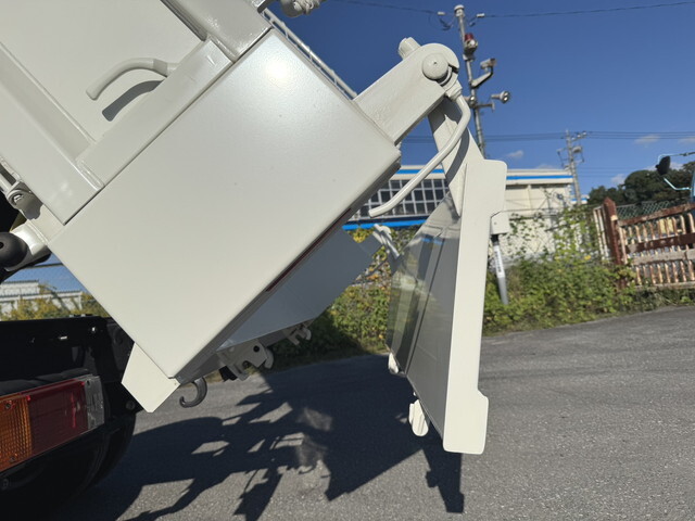 日野デュトロダンプ小型（2t・3t）[写真08]