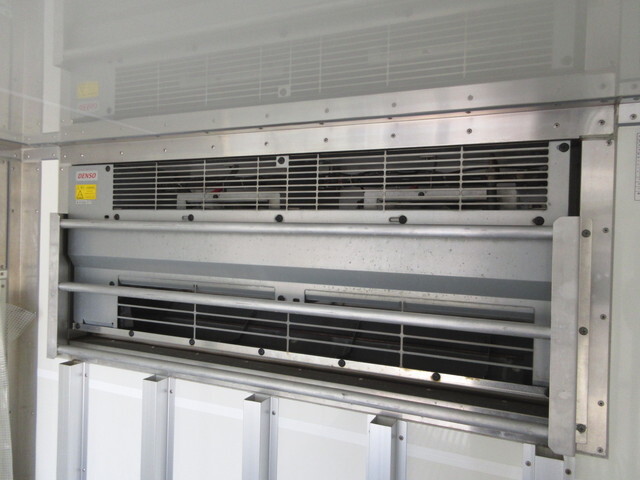 トヨタその他の車種冷凍車（冷蔵車）小型（2t・3t）[写真14]