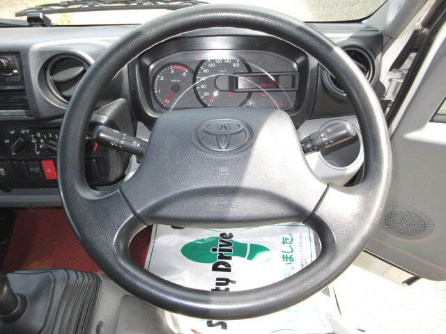 トヨタその他の車種冷凍車（冷蔵車）小型（2t・3t）[写真21]