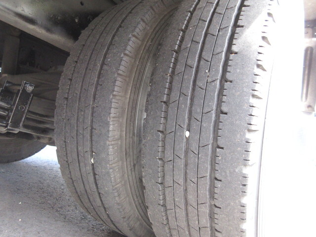 トヨタその他の車種冷凍車（冷蔵車）小型（2t・3t）[写真38]