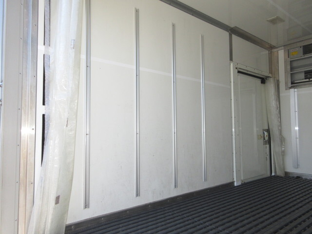 トヨタその他の車種冷凍車（冷蔵車）小型（2t・3t）[写真09]