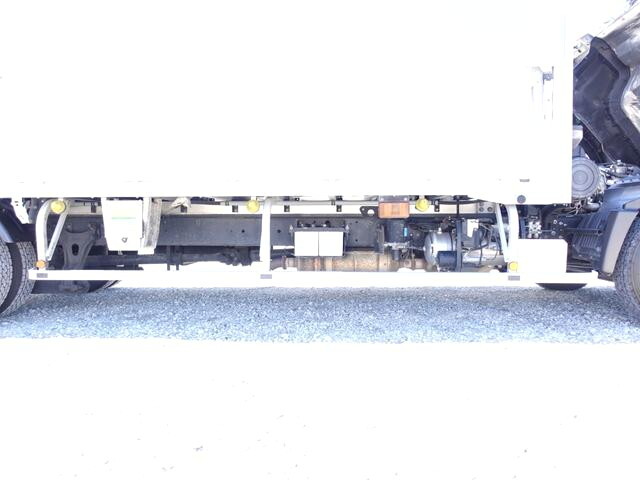 日野レンジャーアルミウイング中型（4t）[写真14]