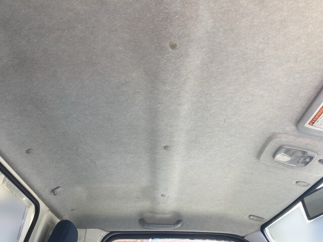 三菱ふそうキャンター平ボディ小型（2t・3t）[写真29]