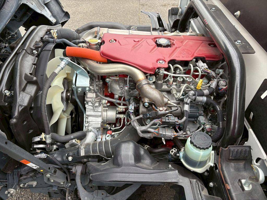 日野デュトロ平ボディ小型（2t・3t）[写真16]