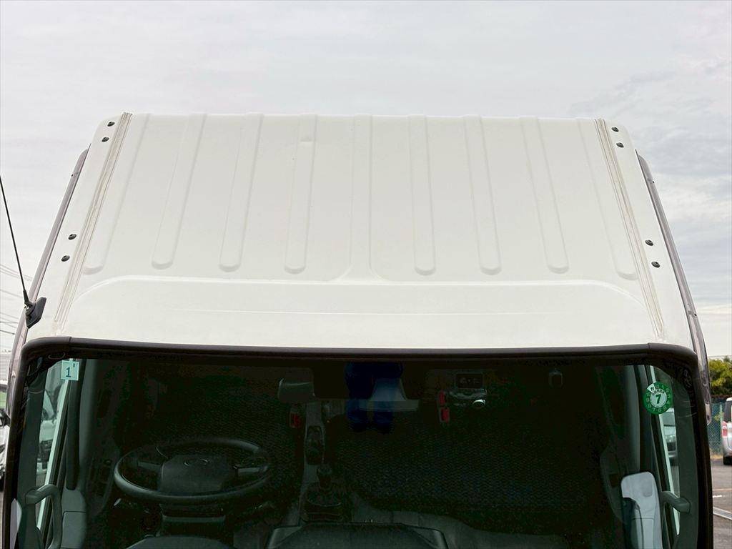 日野デュトロ平ボディ小型（2t・3t）[写真17]