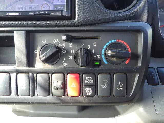 トヨタダイナ平ボディ小型（2t・3t）[写真11]