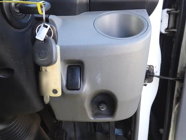 トヨタダイナ平ボディ小型（2t・3t）[写真14]