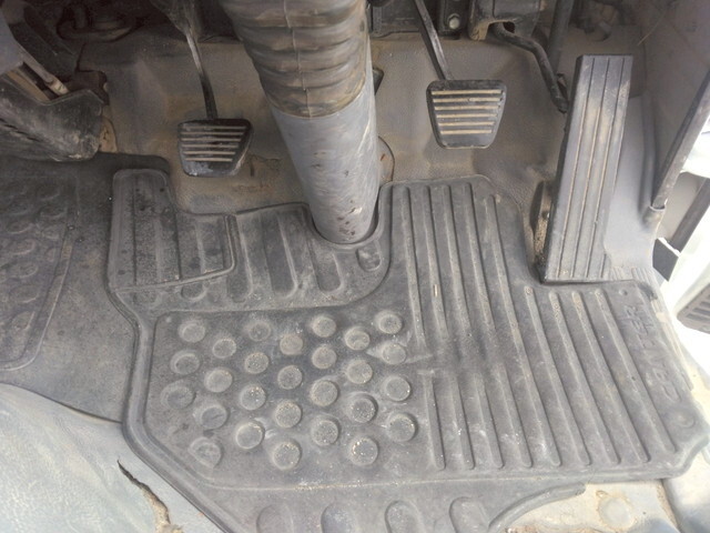 三菱ふそうキャンター深ダンプ（土砂禁ダンプ）小型（2t・3t）[写真28]